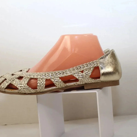 STEVE MADDEN - Picture 5 of 9